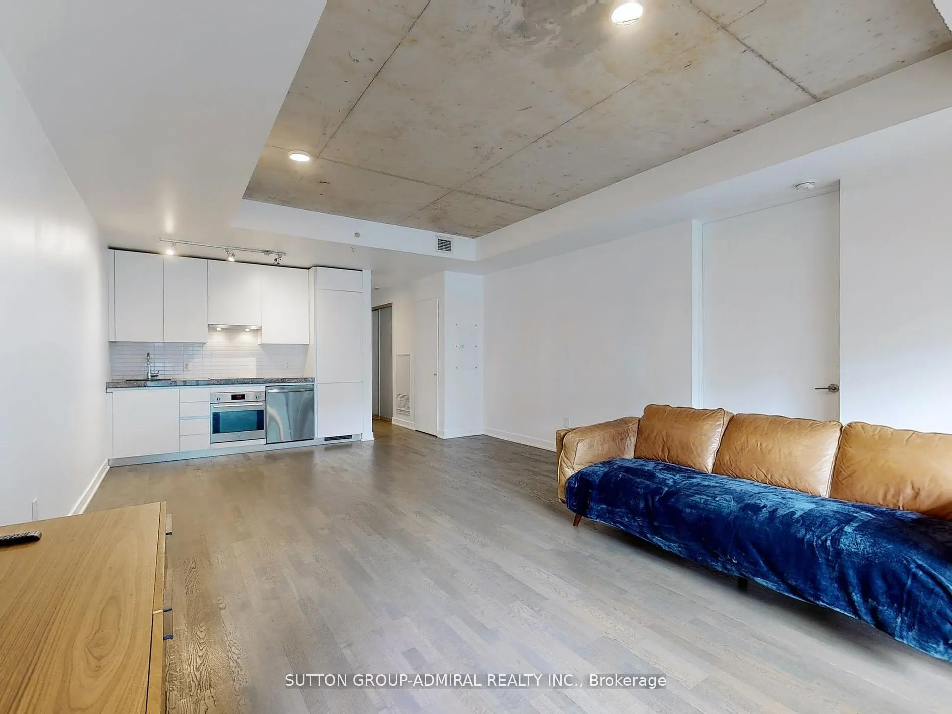 629 King Street W, #410