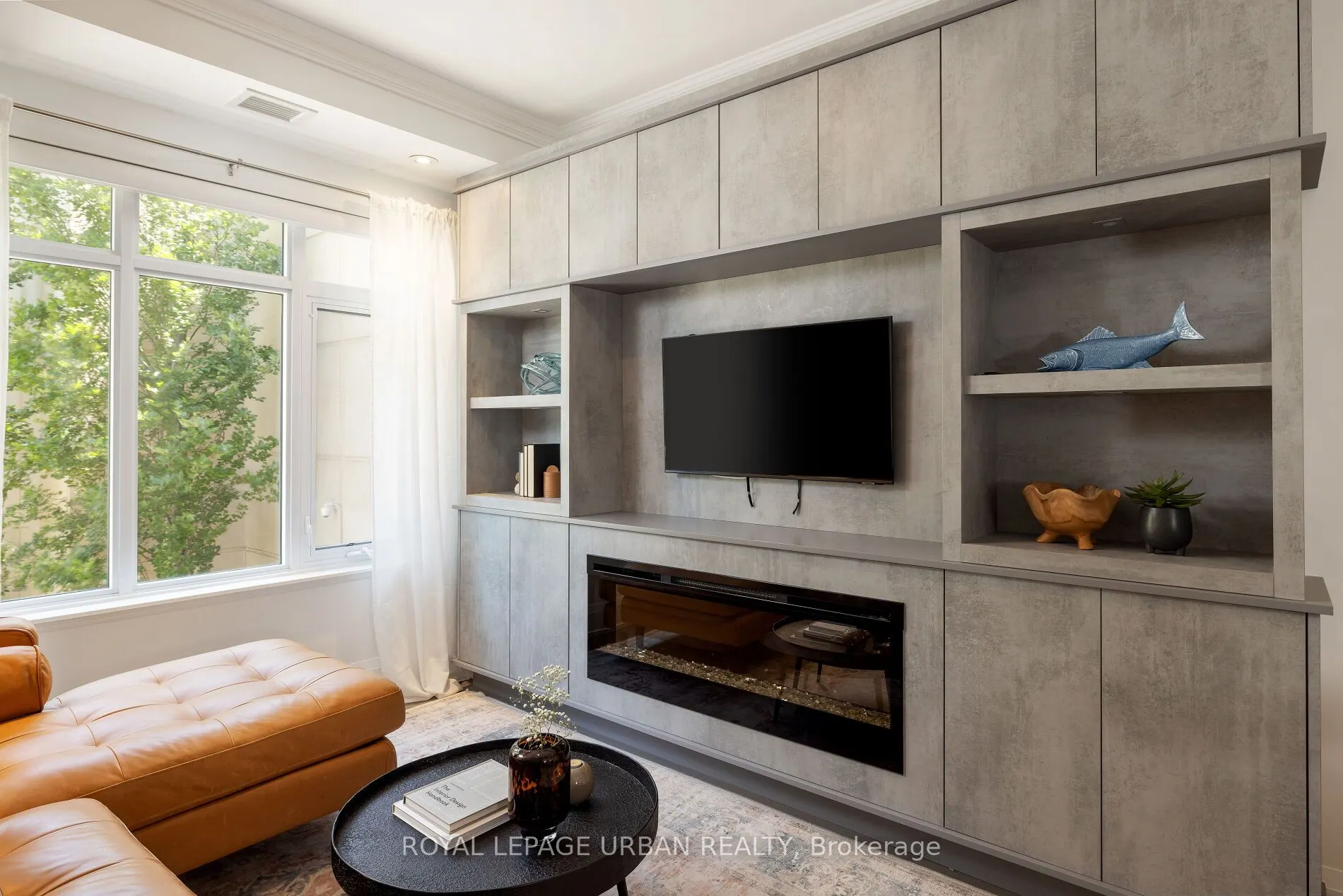 1900 Bayview Avenue, #223