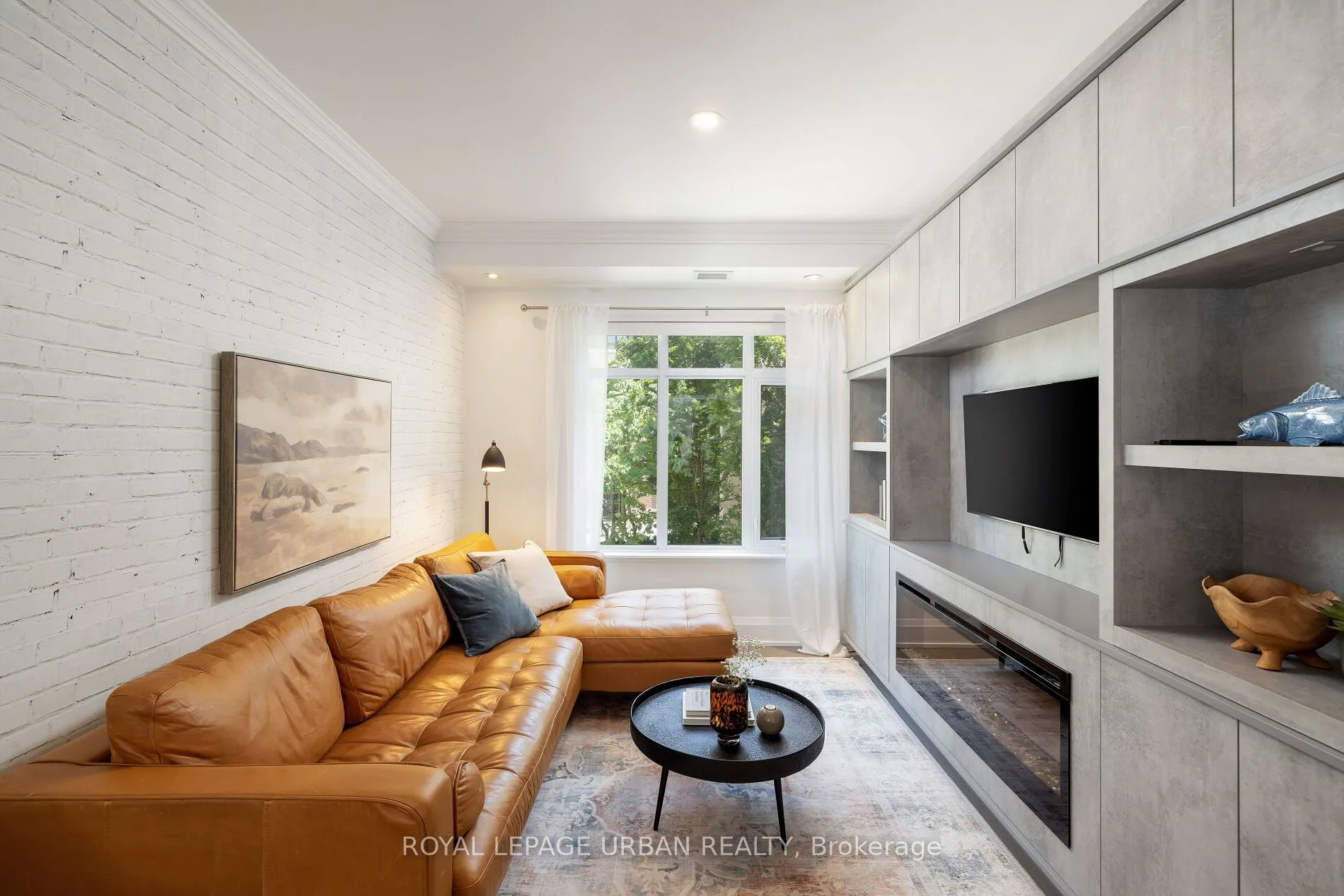 1900 Bayview Avenue, #223