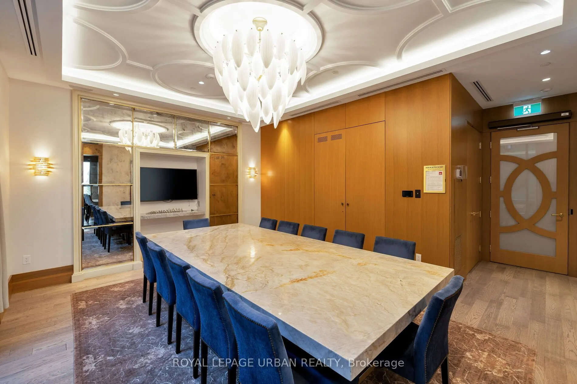1900 Bayview Avenue, #223