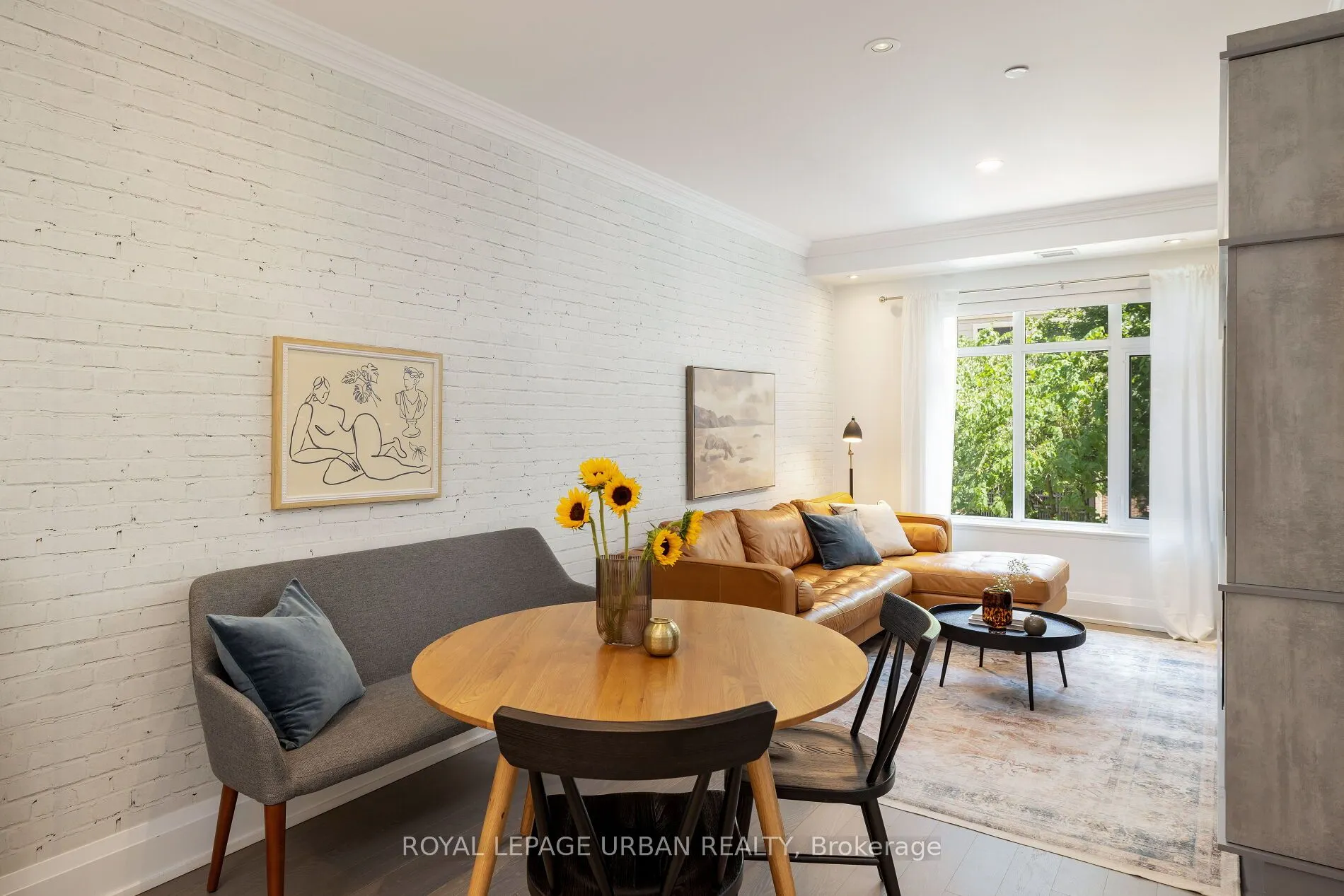 1900 Bayview Avenue, #223