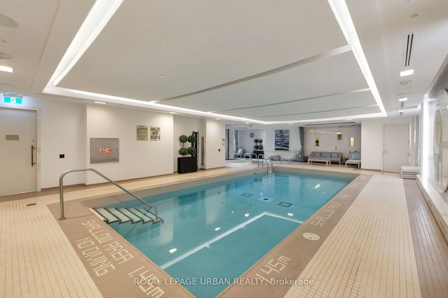 1900 Bayview Avenue, #223