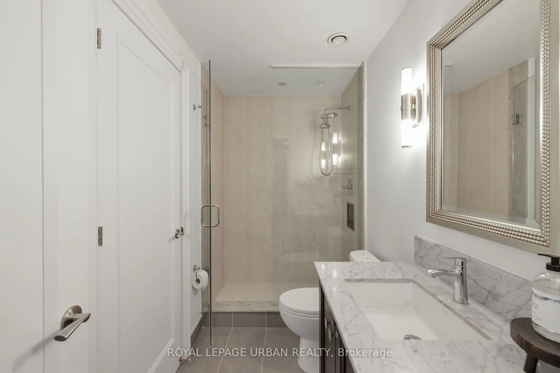 1900 Bayview Avenue, #223