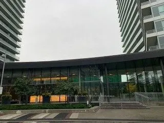 117 Mcmahon Drive E, #511
