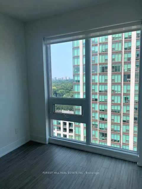 310 Tweedsmuir Avenue, #1404