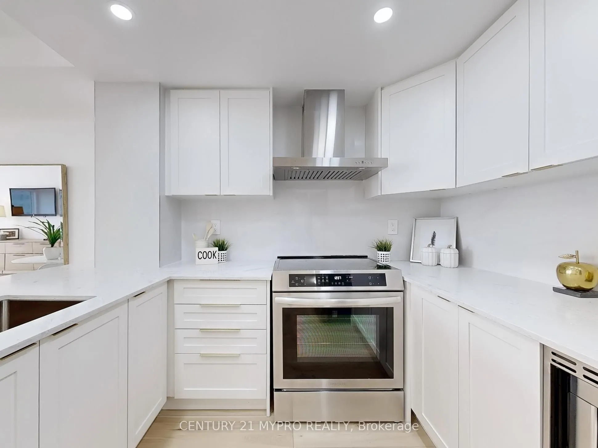 28 Hollywood Avenue, #Sph207