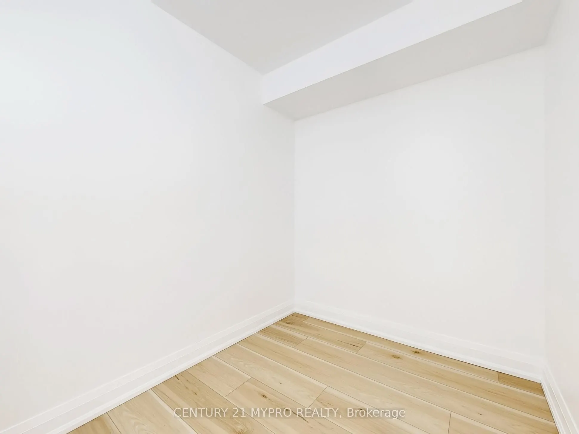 28 Hollywood Avenue, #Sph207