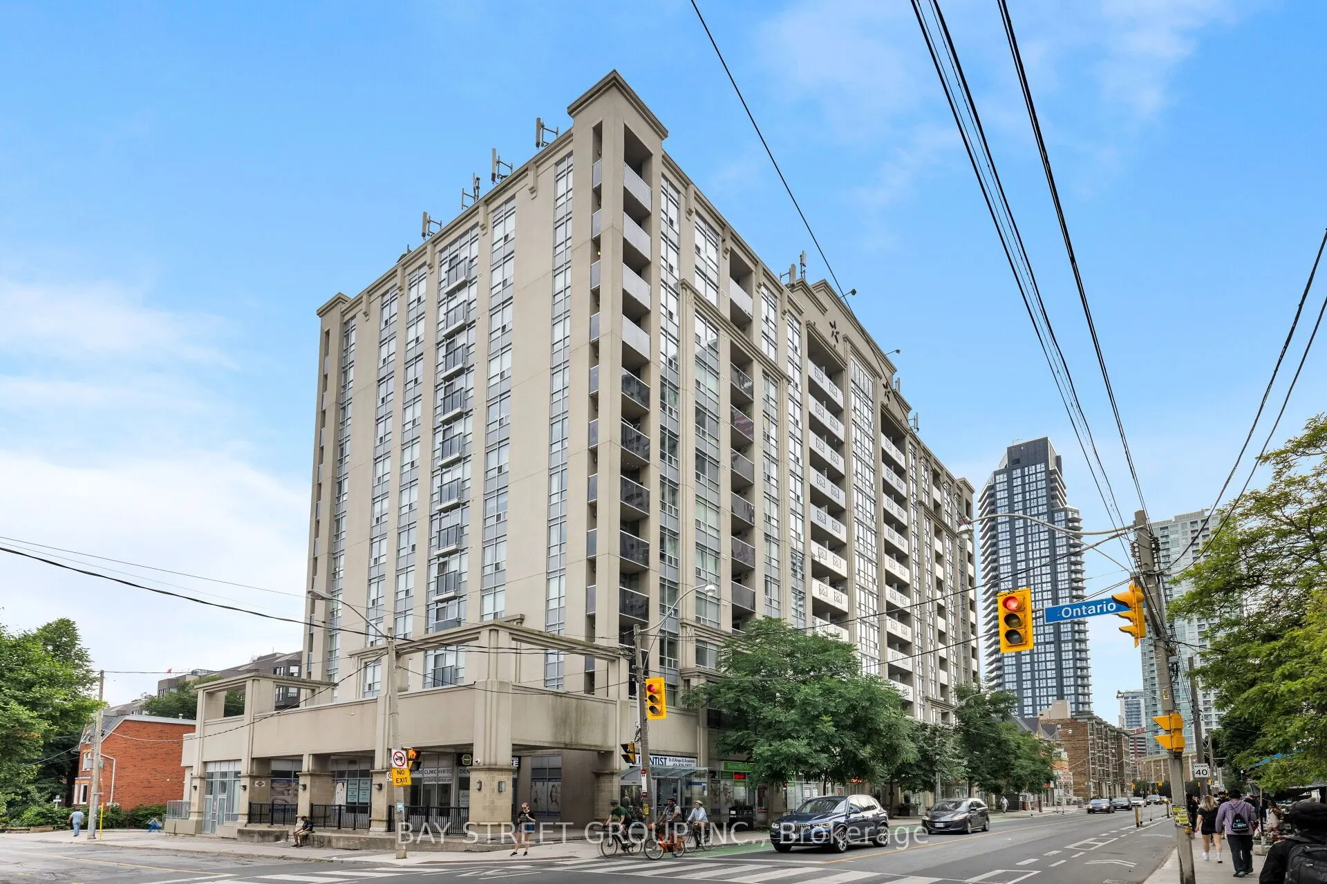 225 Wellesley Street E, #612