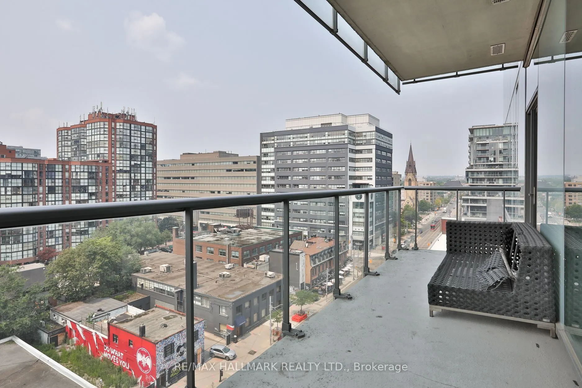 552 Wellington Street W, #1105