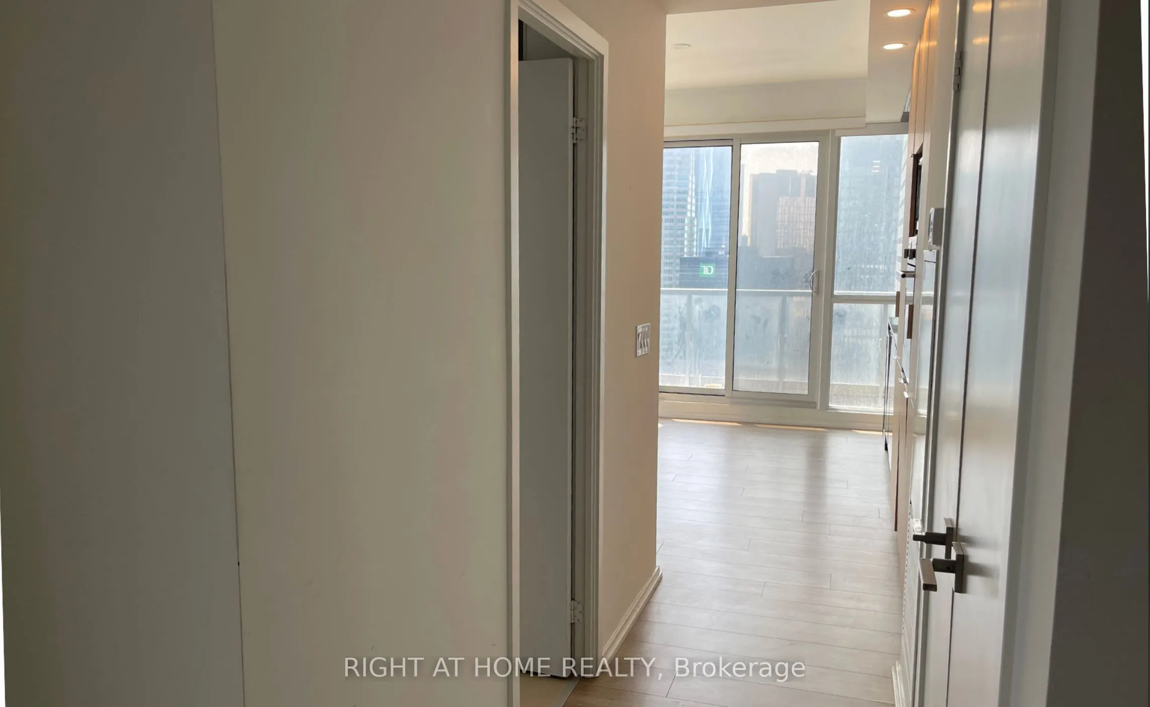 70 Temperance Street, #4406