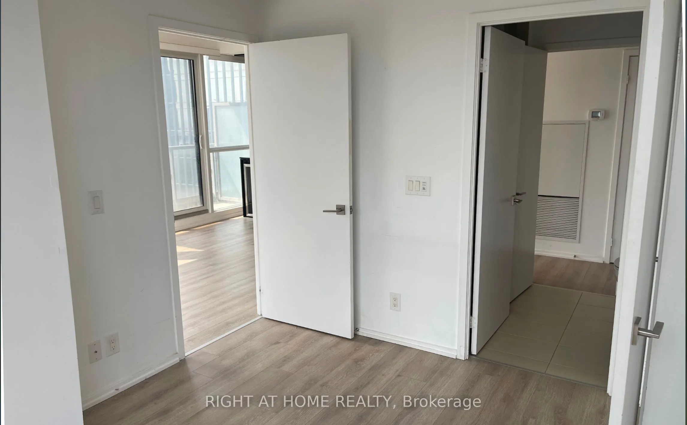 70 Temperance Street, #4406