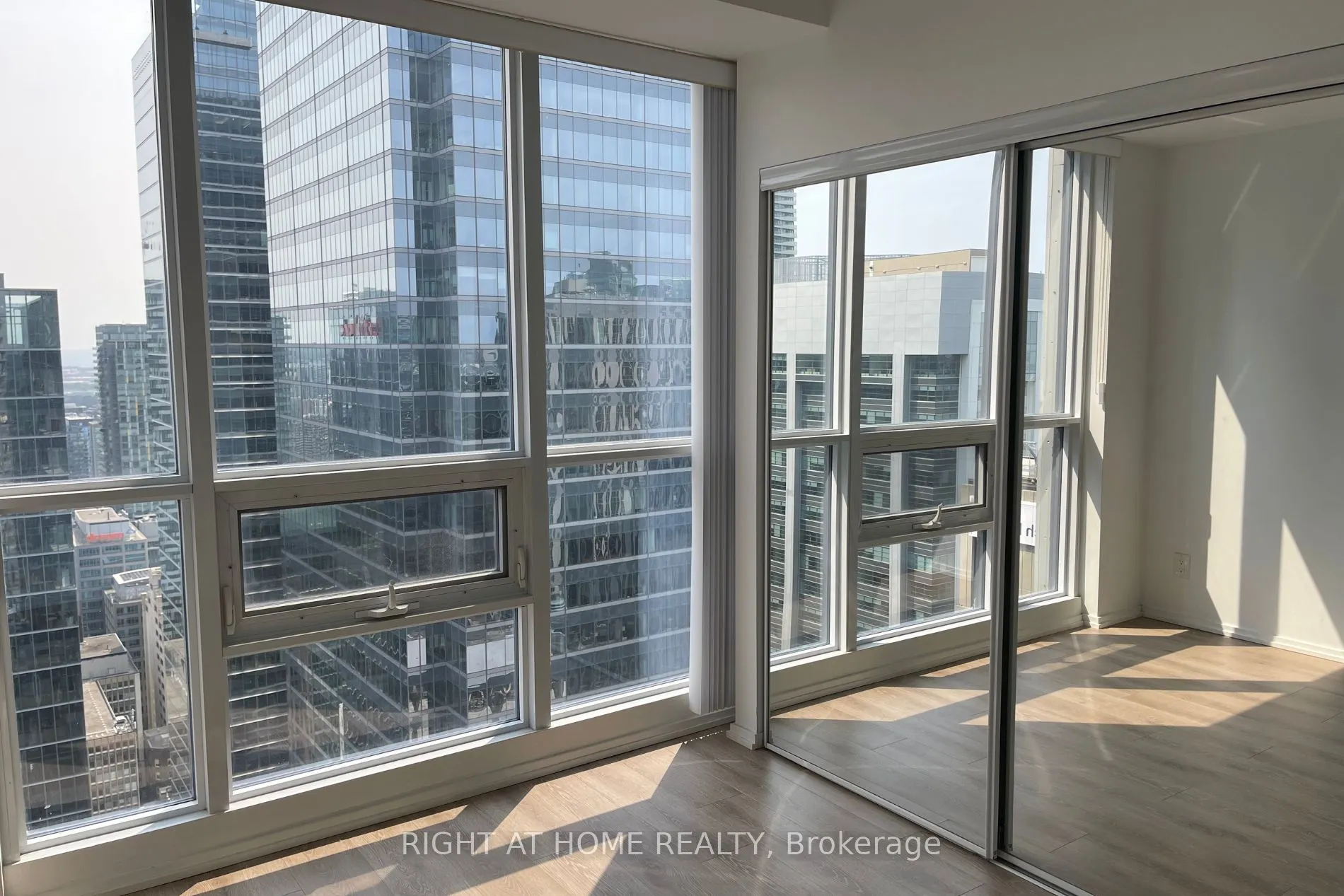 70 Temperance Street, #4406