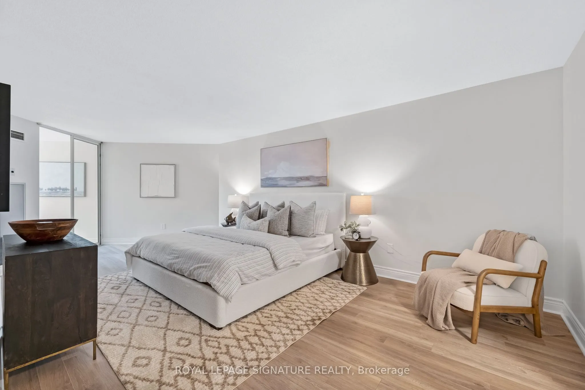 10 Kenneth Avenue, #406