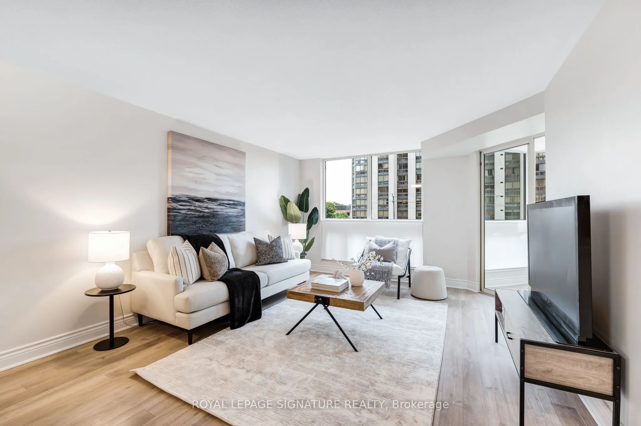 10 Kenneth Avenue, #406