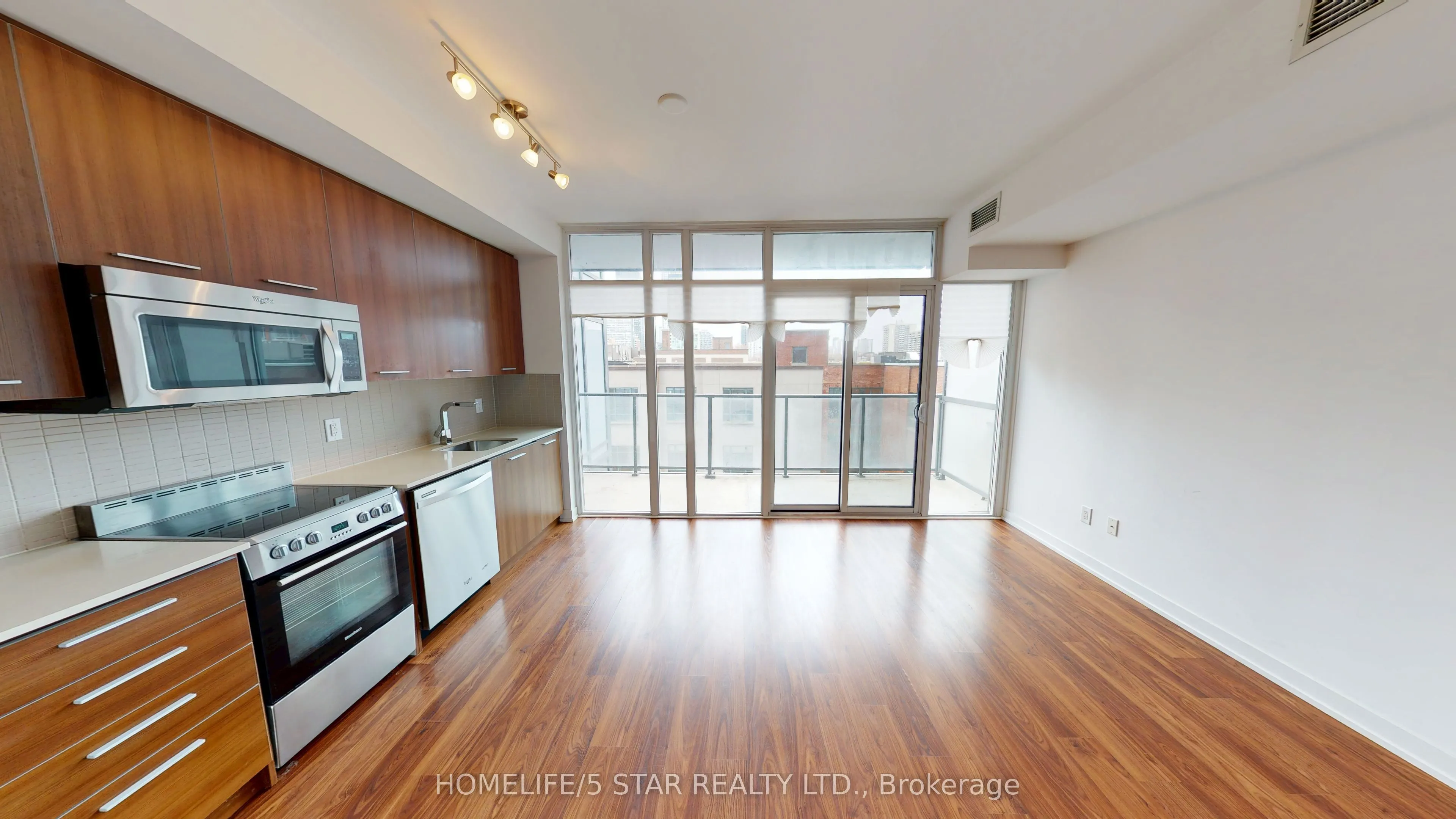 105 GEORGE Street, #414