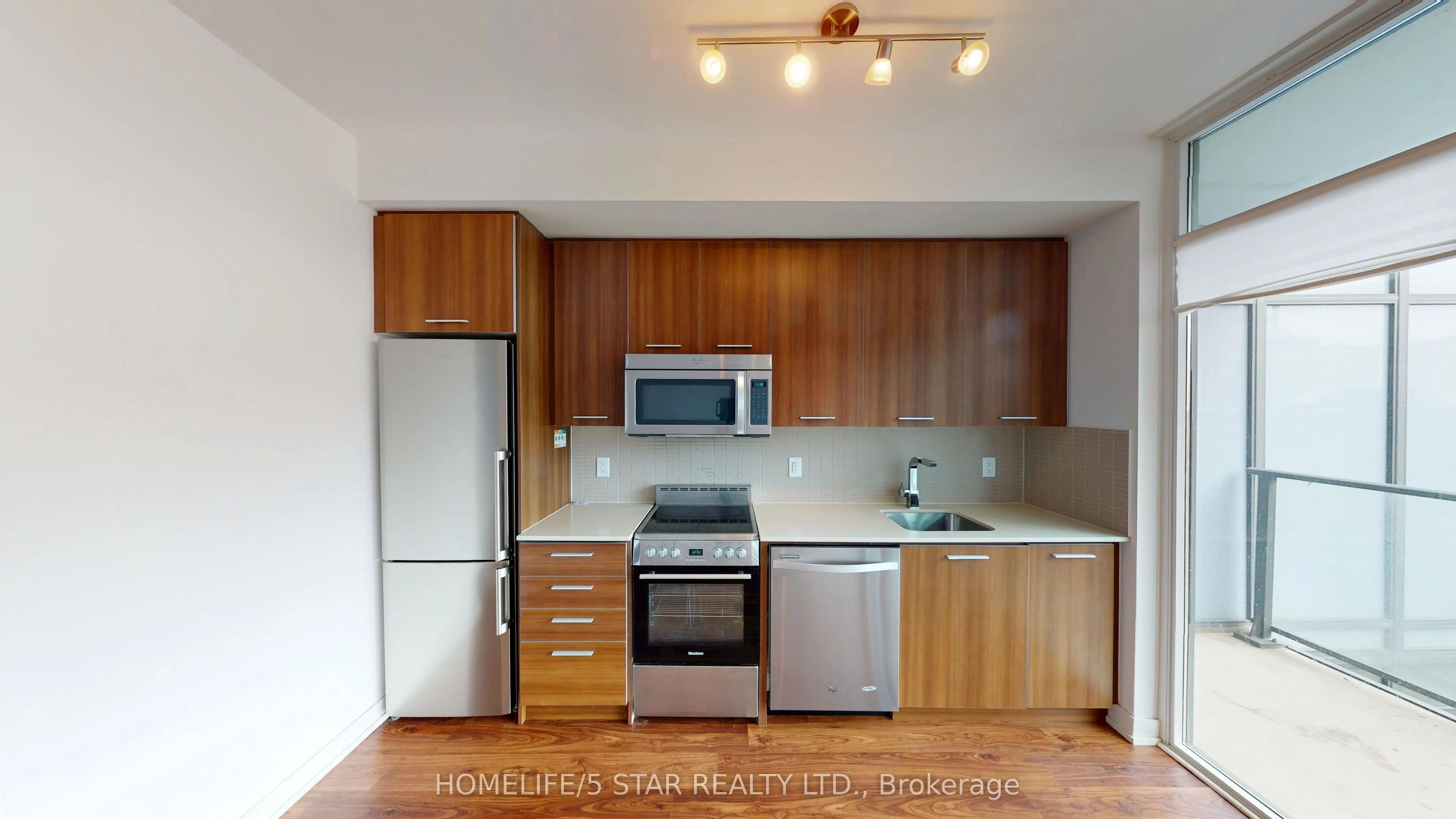 105 GEORGE Street, #414