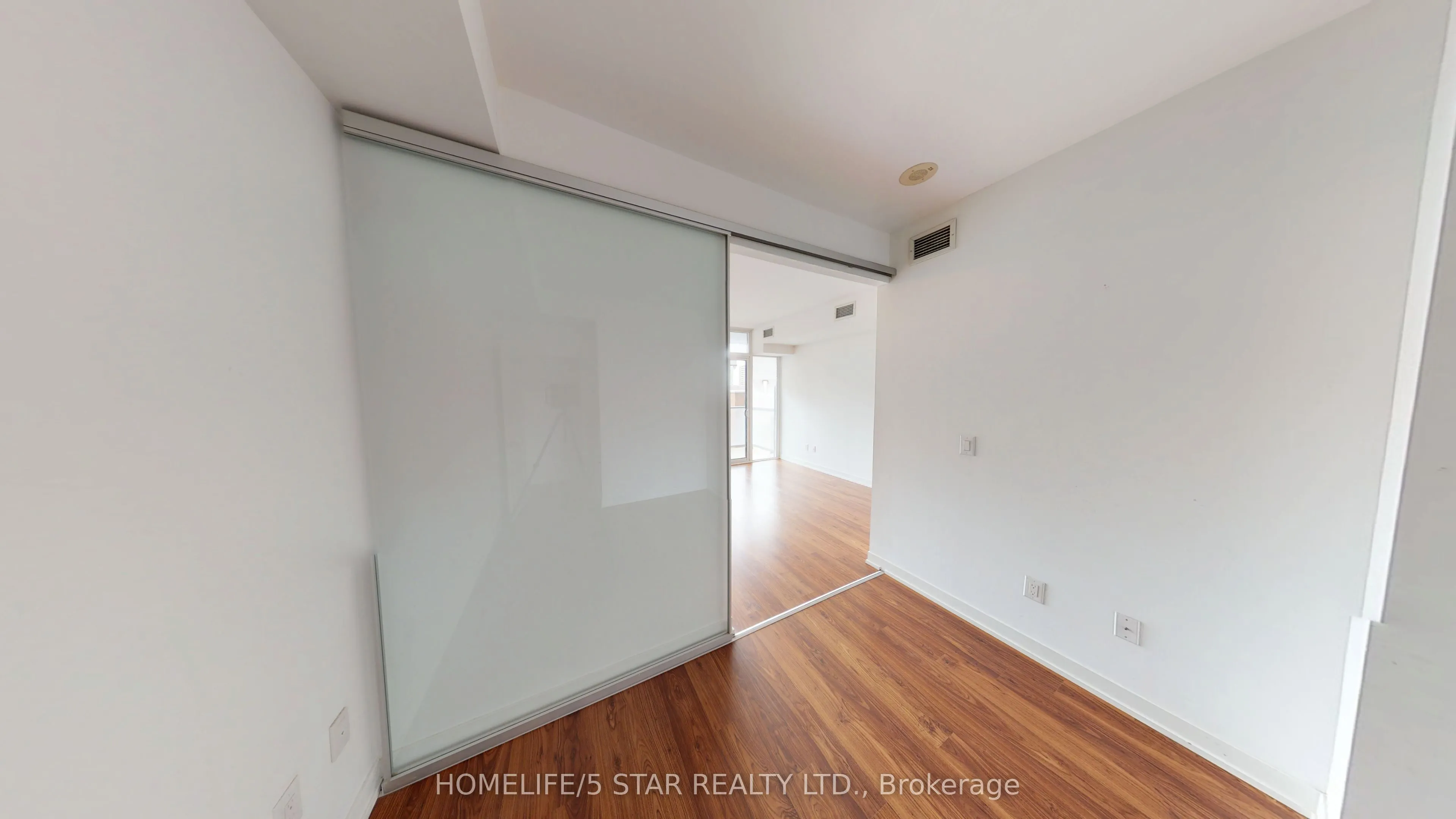 105 GEORGE Street, #414