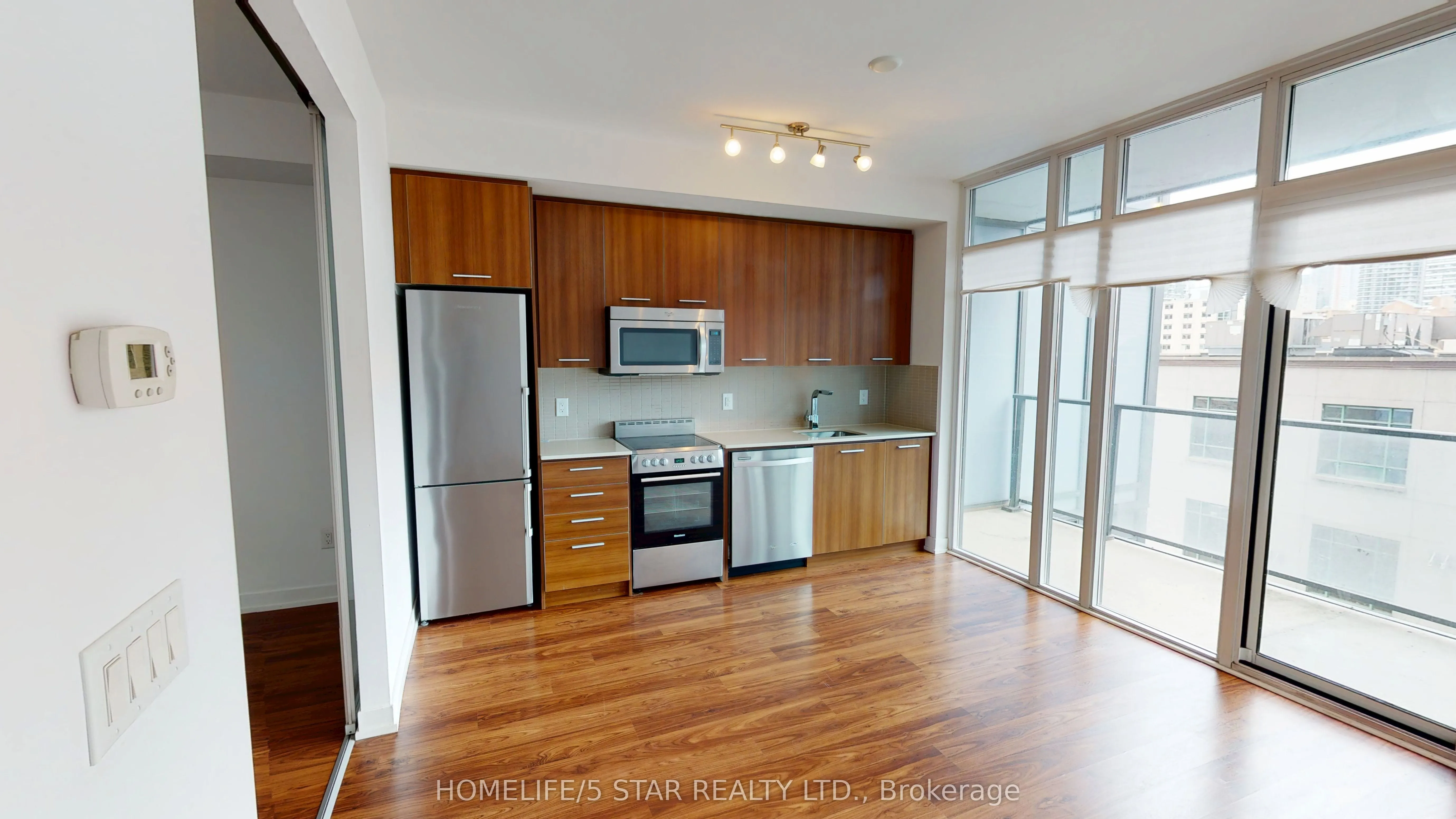105 GEORGE Street, #414