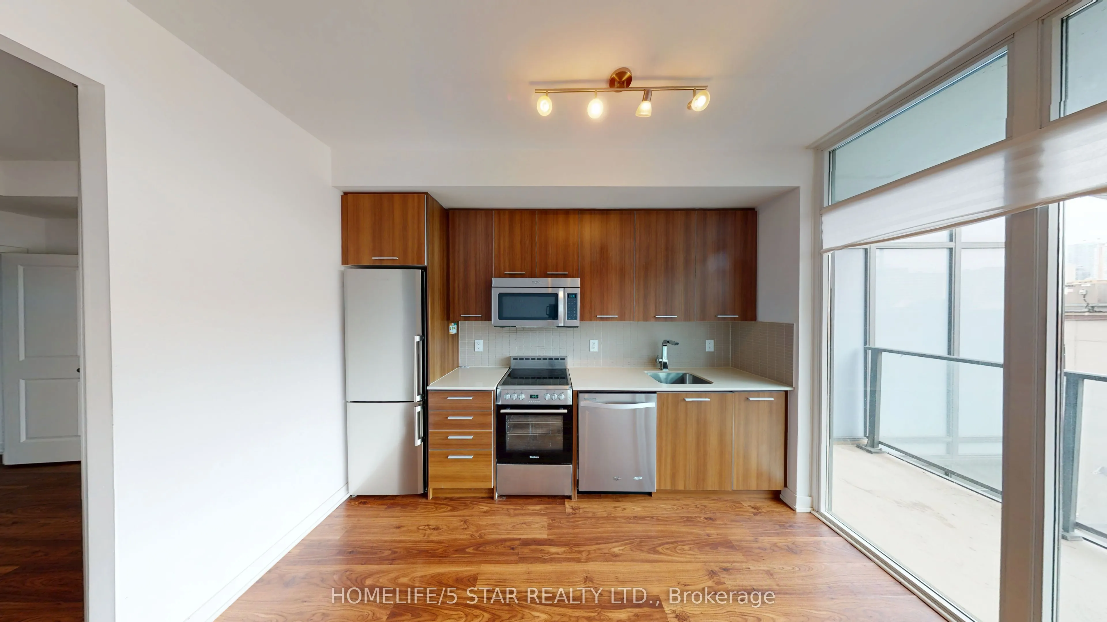 105 GEORGE Street, #414