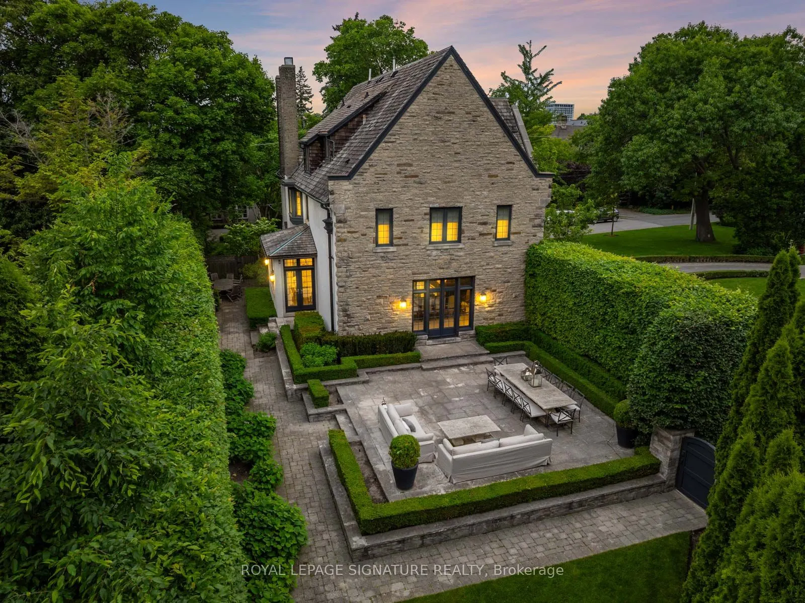 64 Old Forest Hill Road
