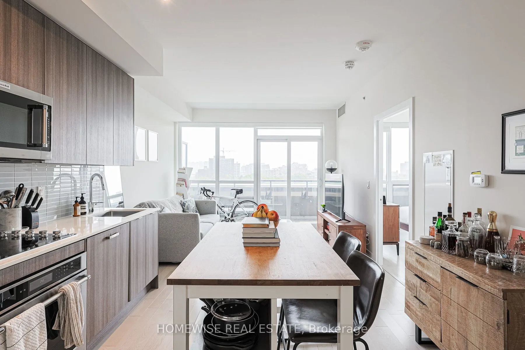 181 Bedford Road, #908
