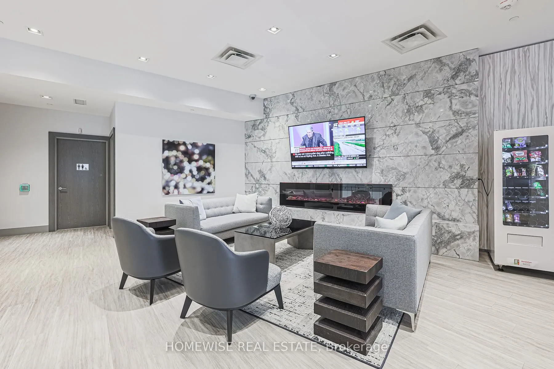 181 Bedford Road, #908
