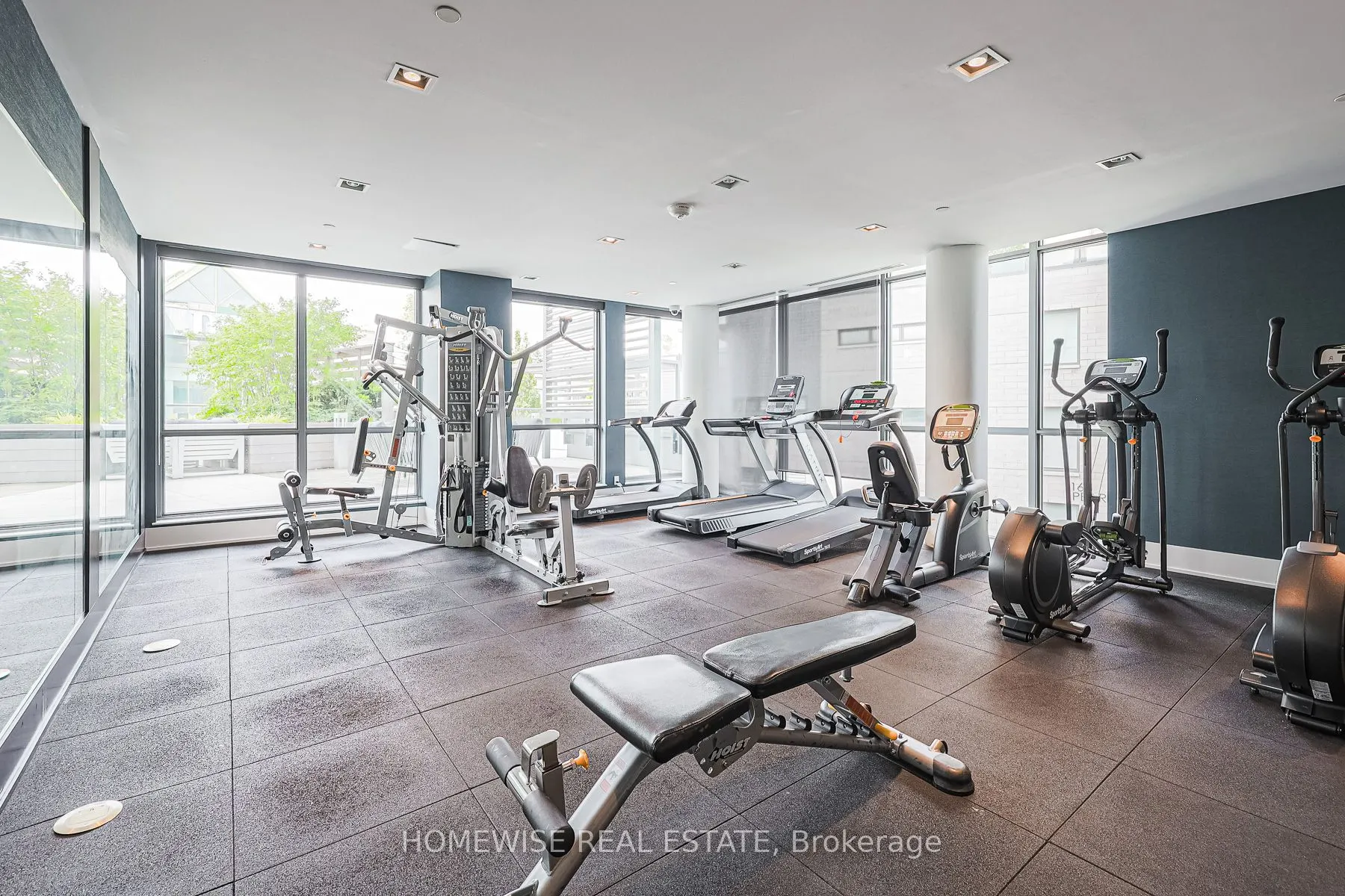 181 Bedford Road, #908