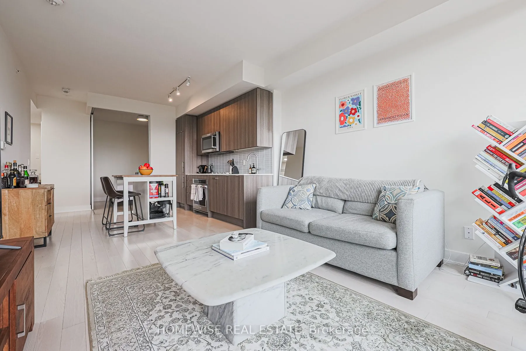 181 Bedford Road, #908