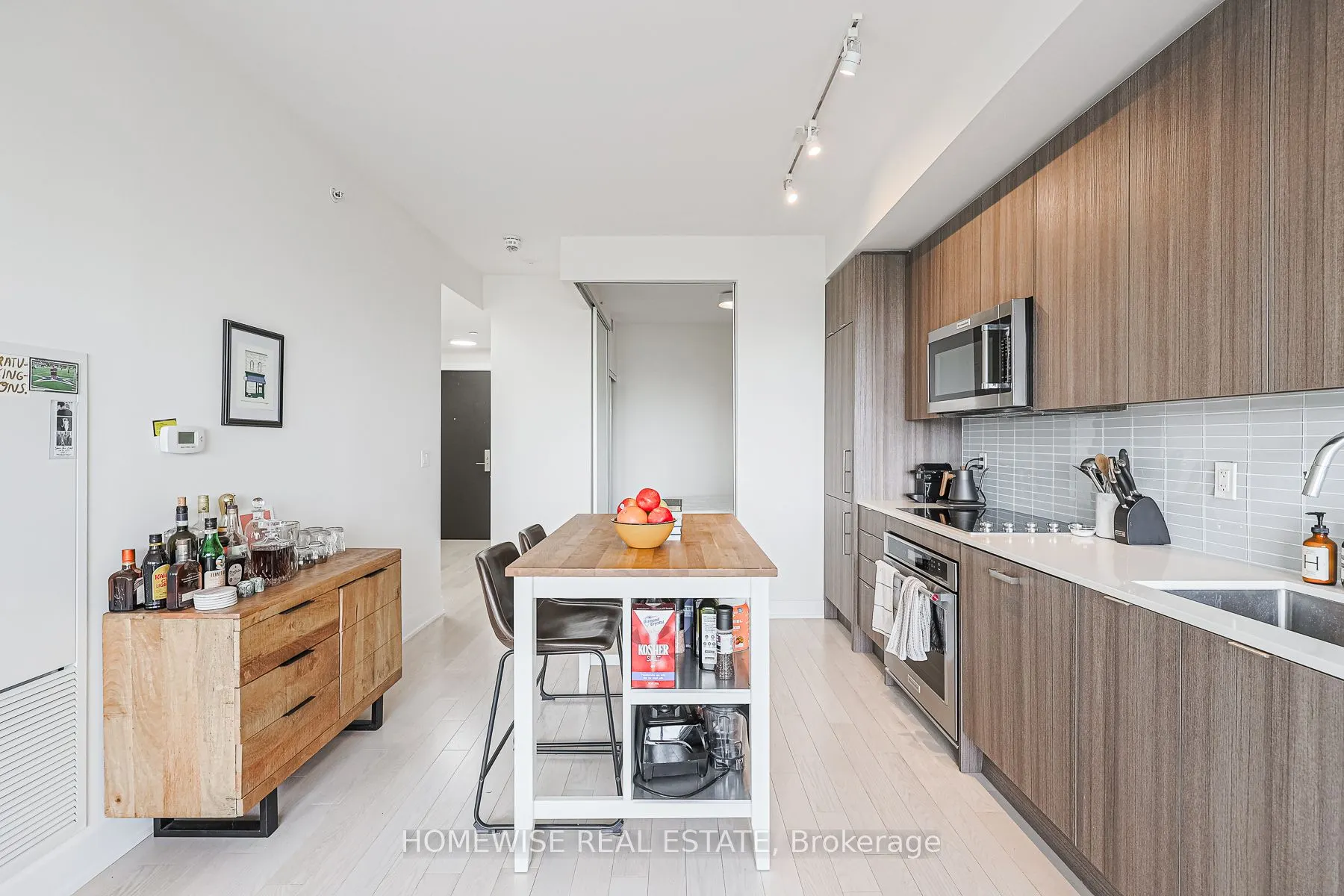 181 Bedford Road, #908