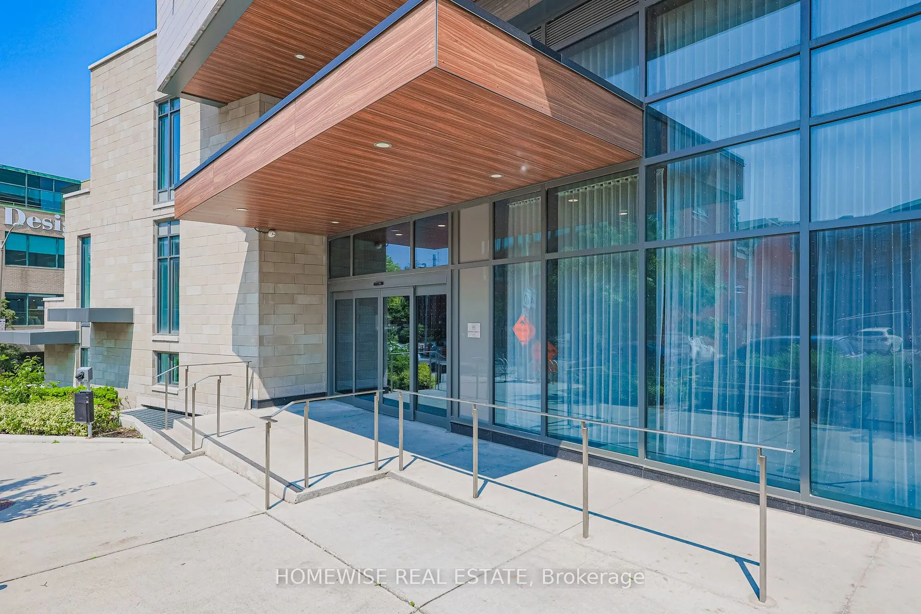 181 Bedford Road, #908