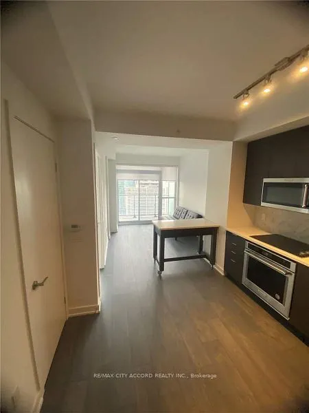 38 Lannuzzi Street, #2013