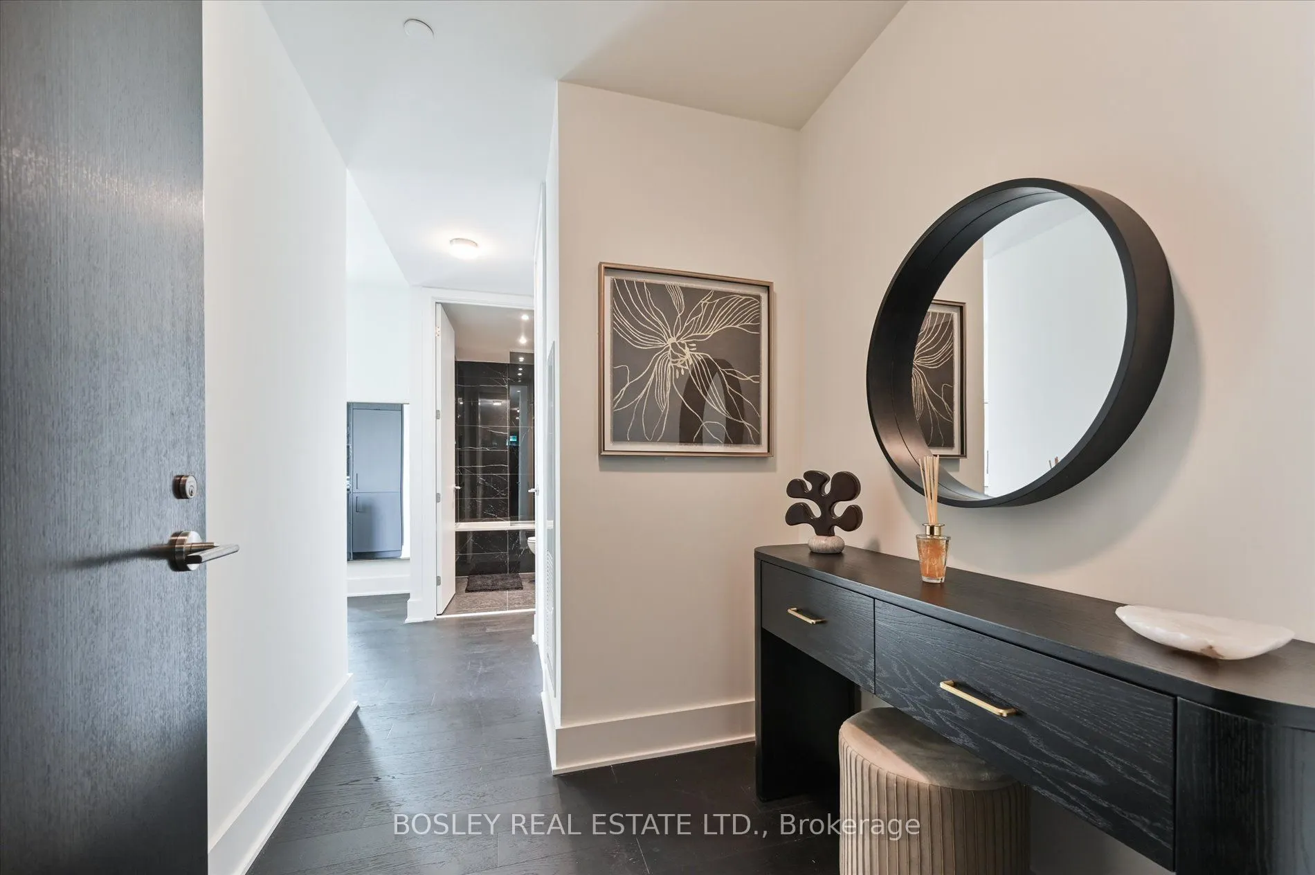11 Yorkville Avenue, #4707