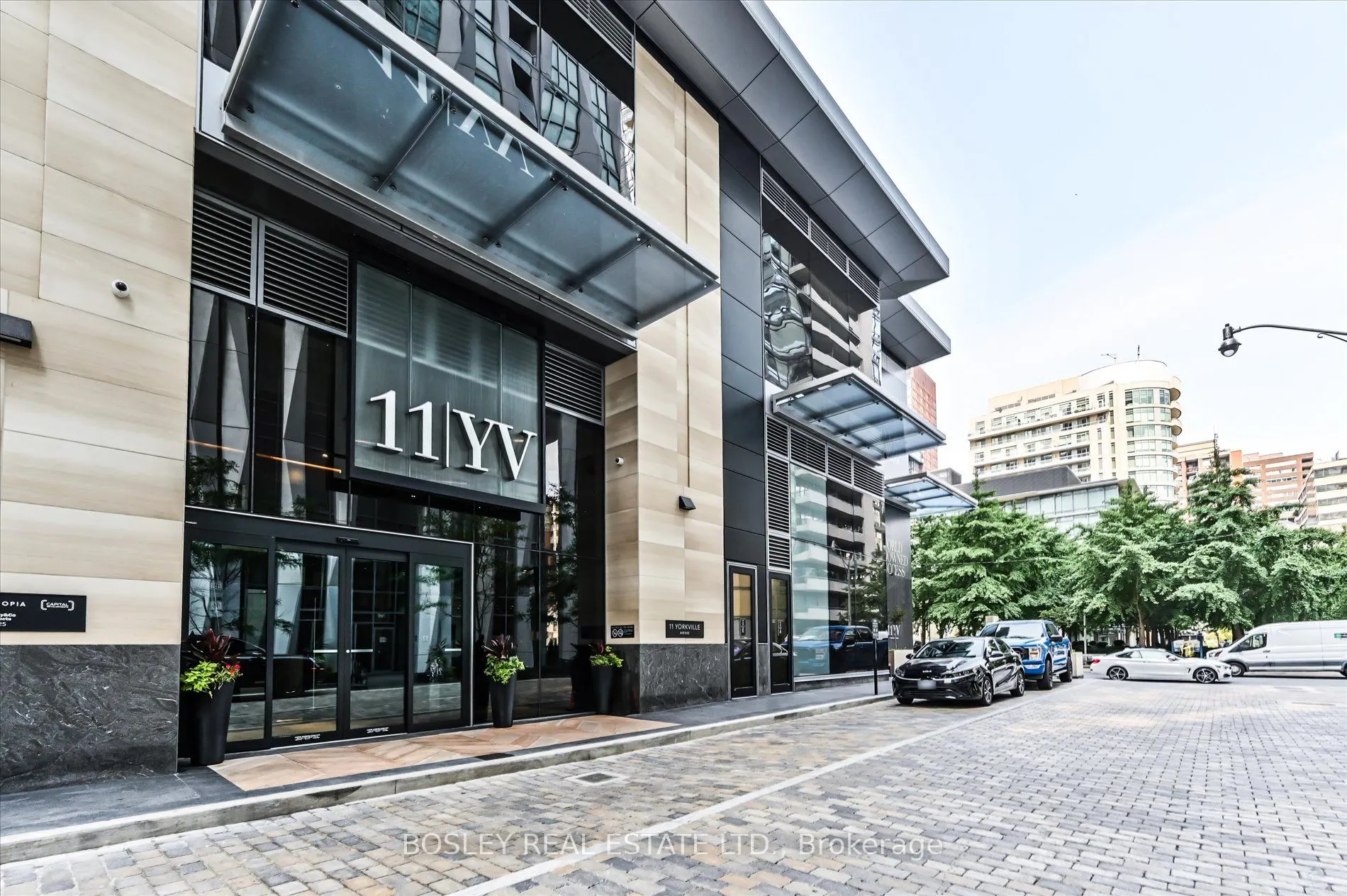 11 Yorkville Avenue, #4707