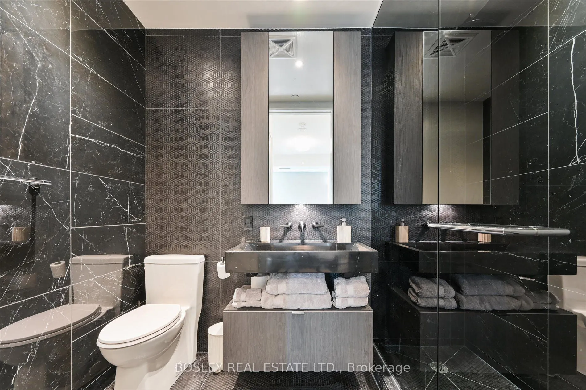 11 Yorkville Avenue, #4707