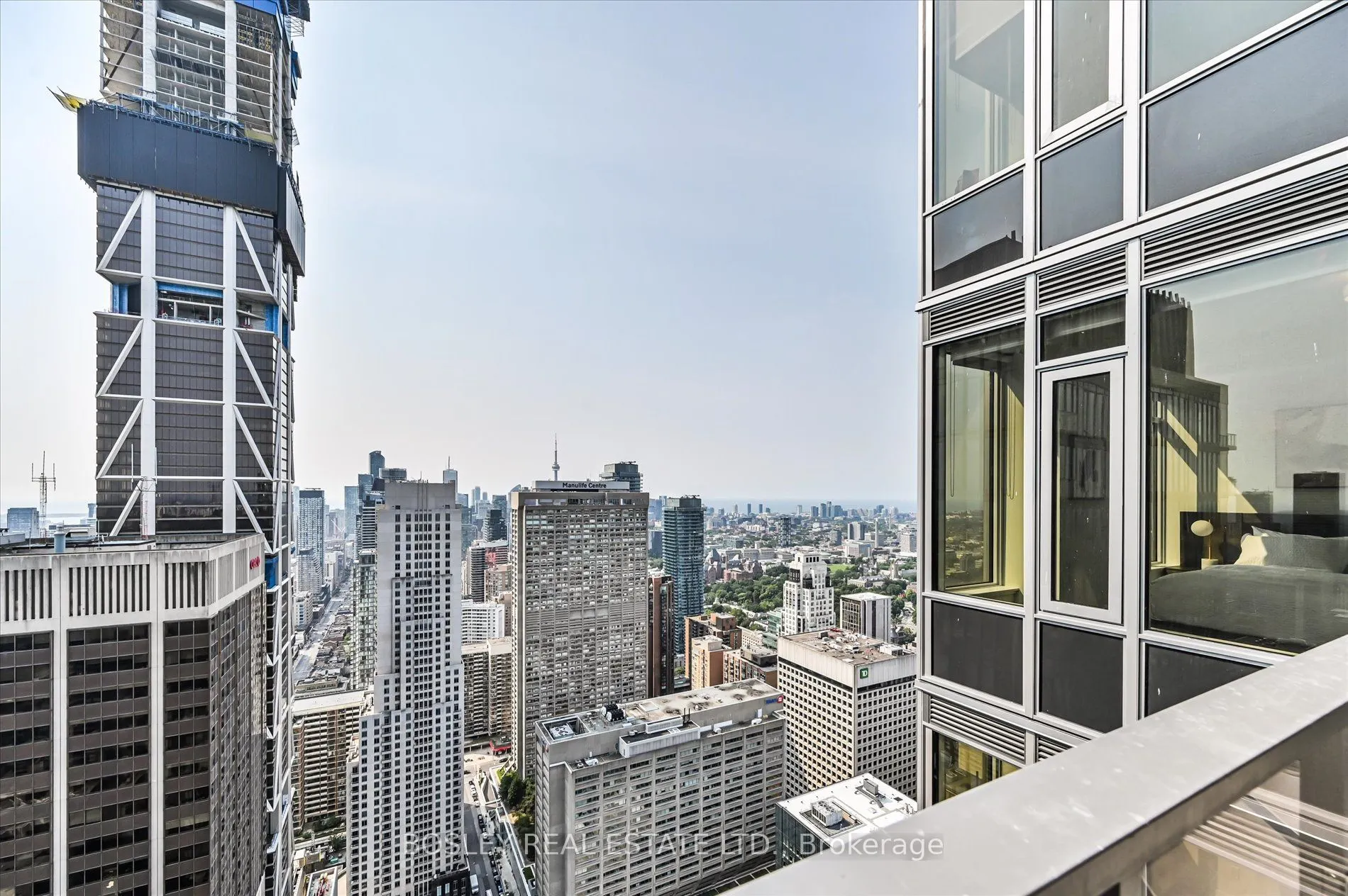 11 Yorkville Avenue, #4707
