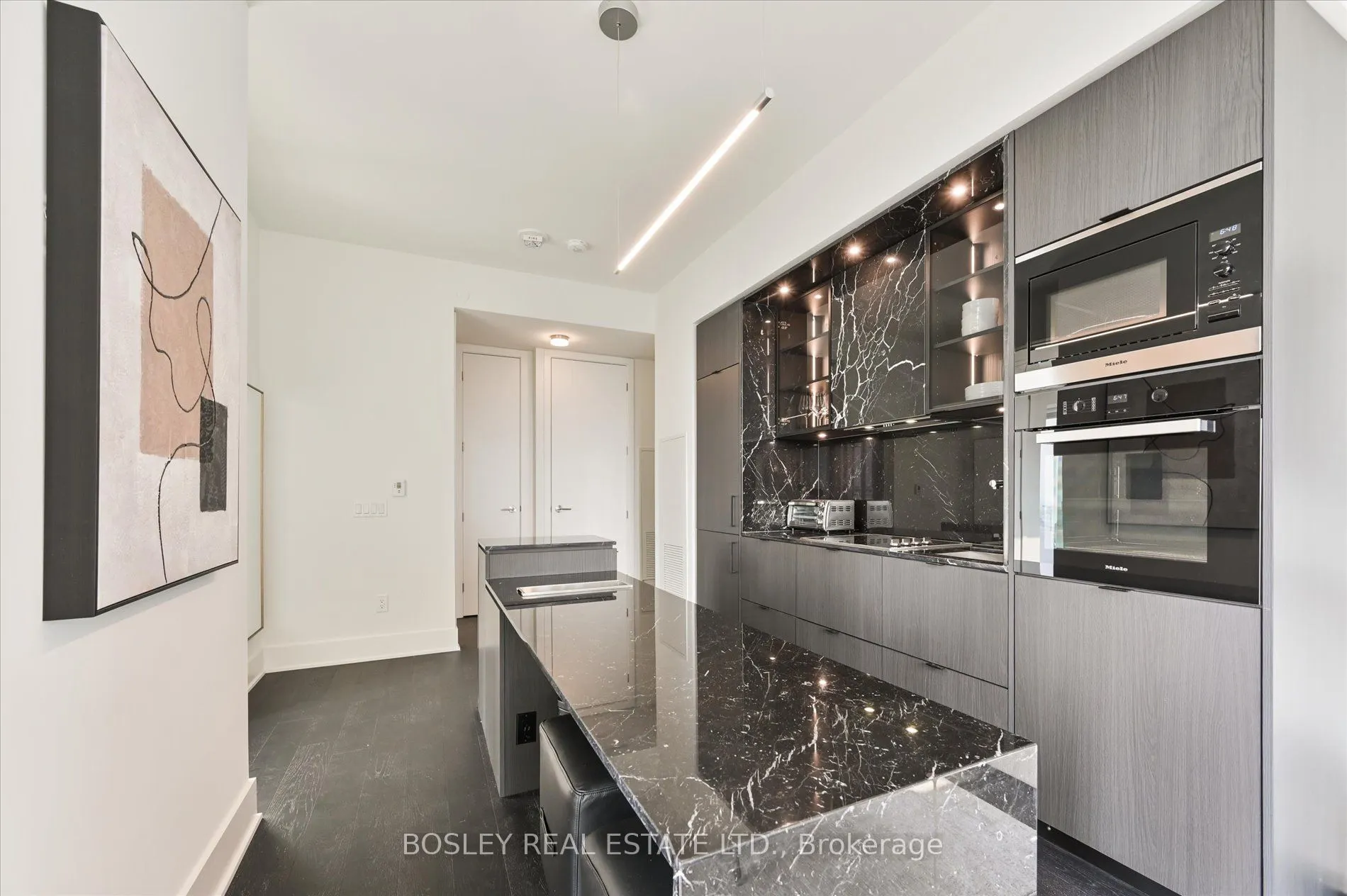 11 Yorkville Avenue, #4707