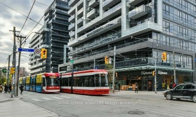 1 Shaw Street, #821