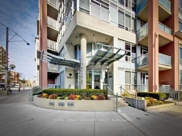 1 Shaw Street, #821