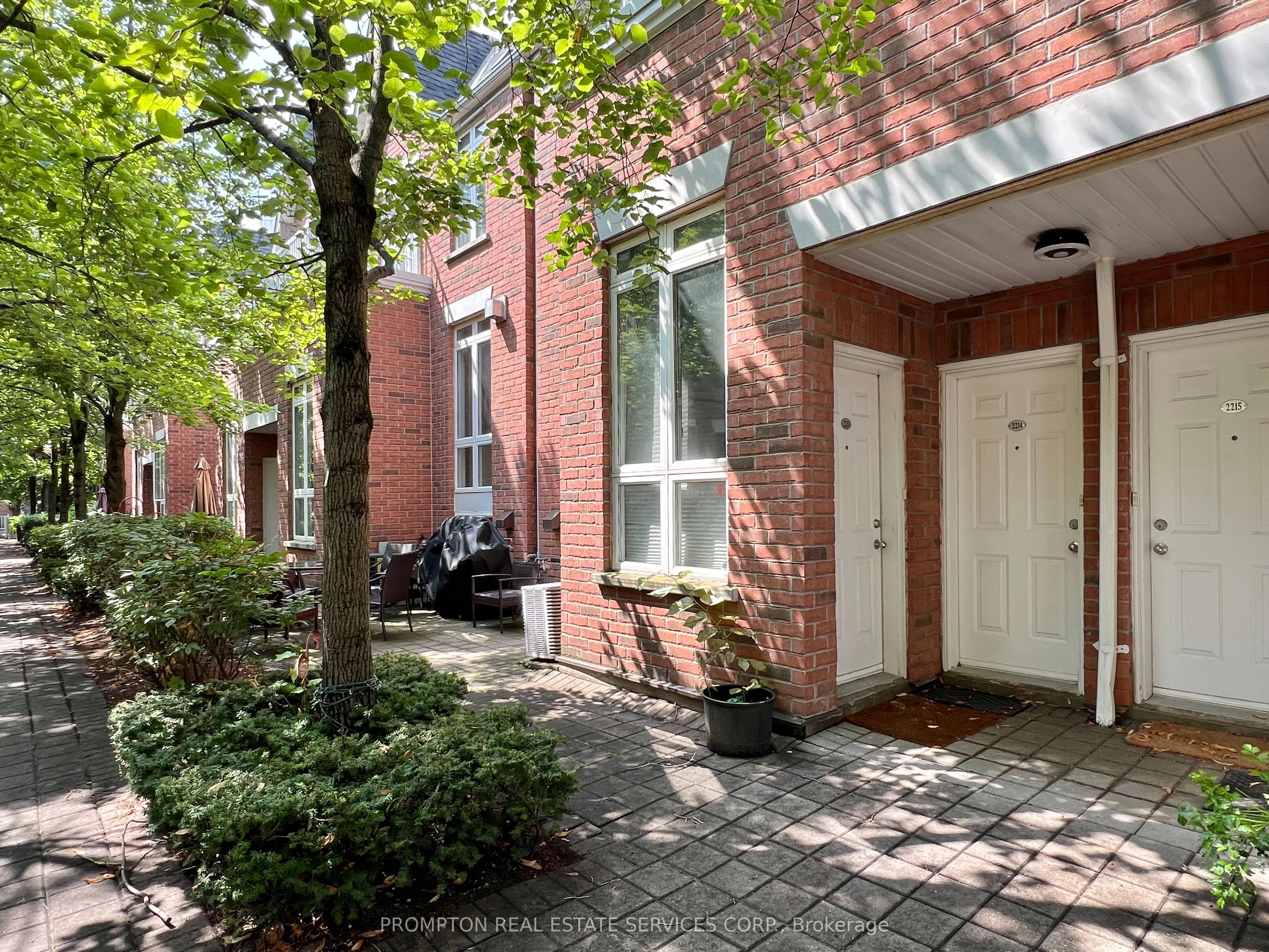 12 Sudbury Street, #2214