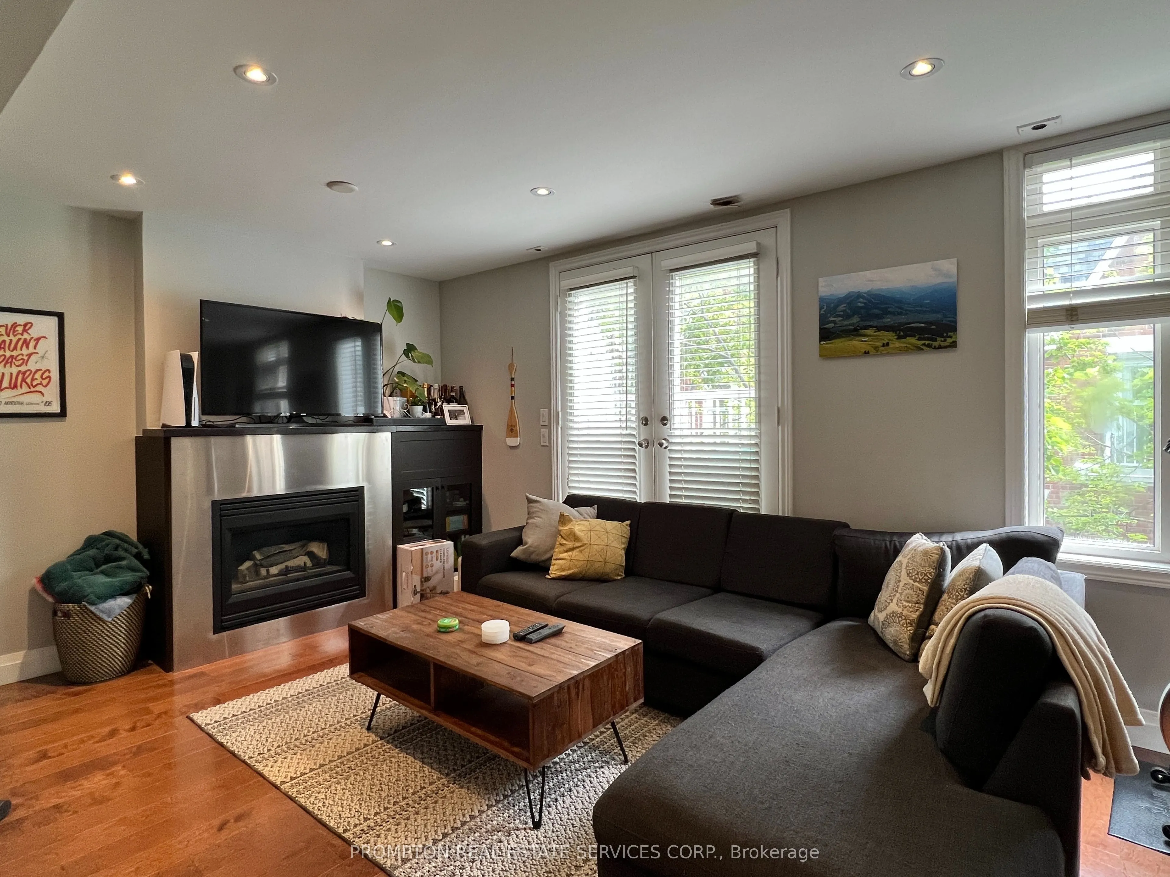 12 Sudbury Street, #2214