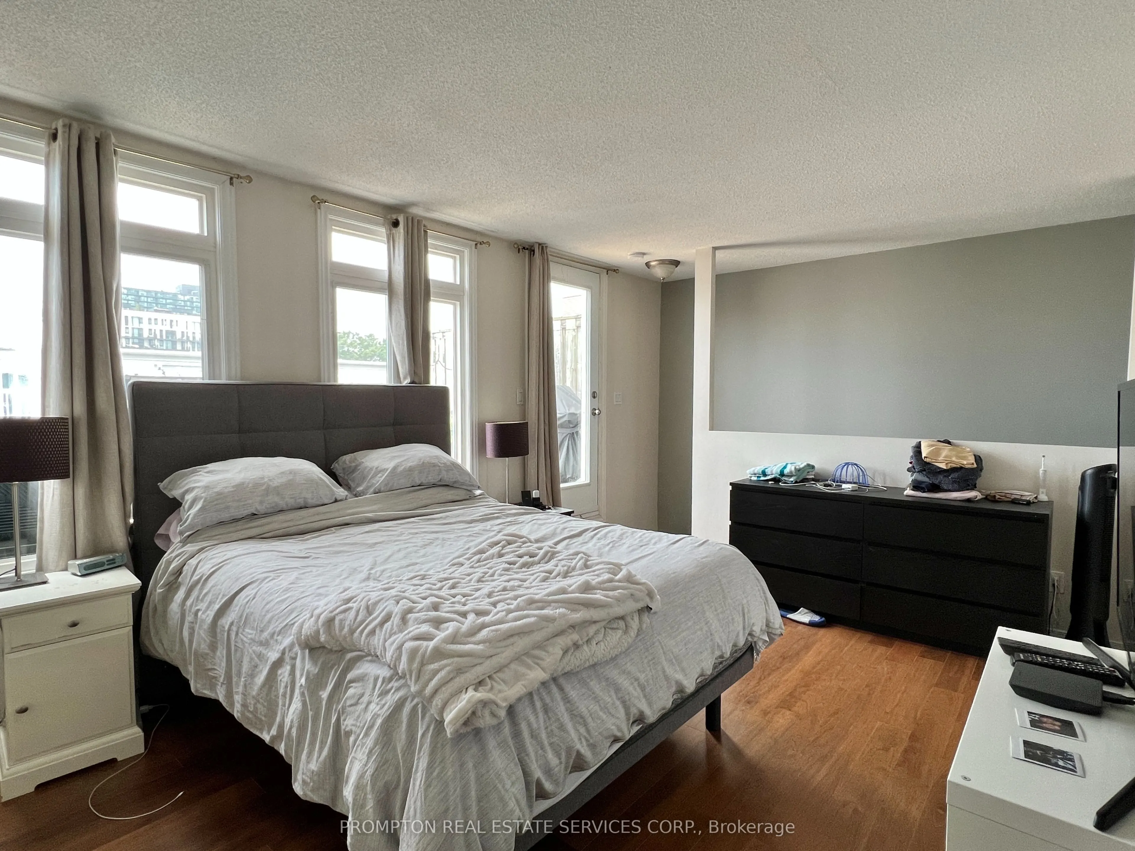 12 Sudbury Street, #2214