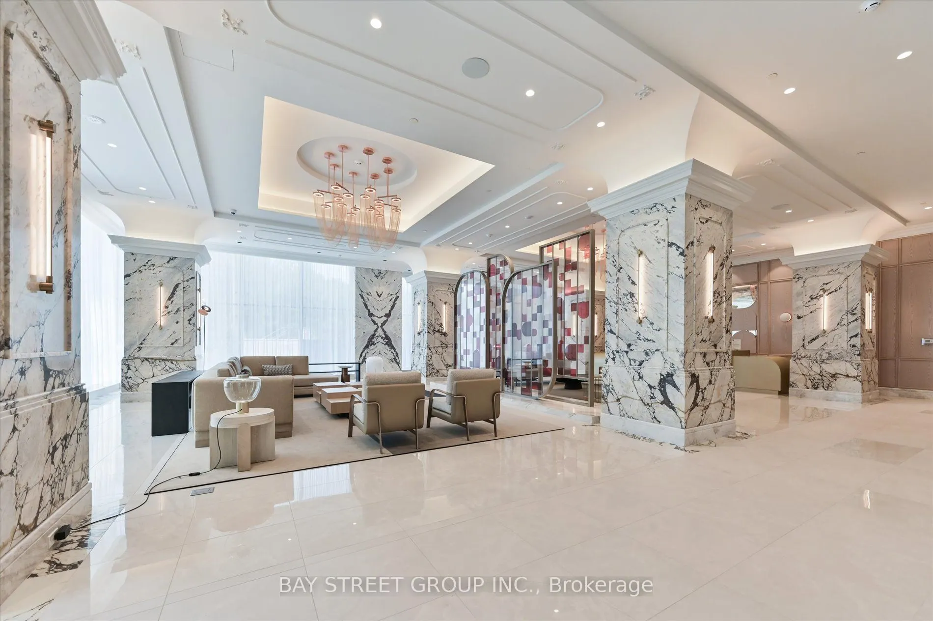 10 Inn On The Park Drive, #2704