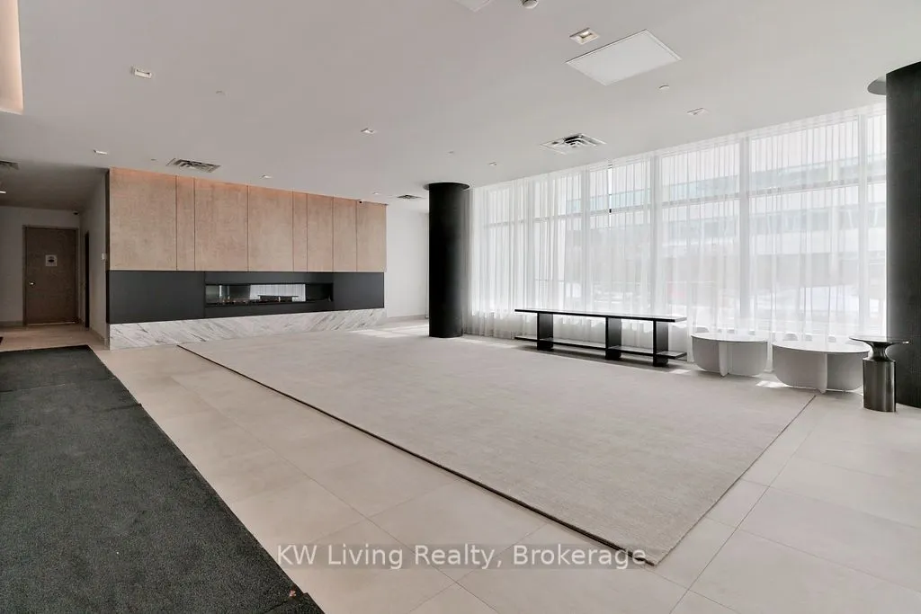 180 Fairview Mall Drive, #1210