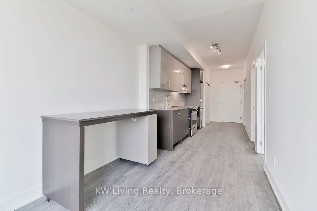 180 Fairview Mall Drive, #1210