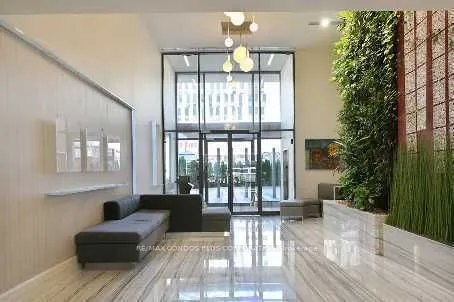 111 Elizabeth Street S, #810