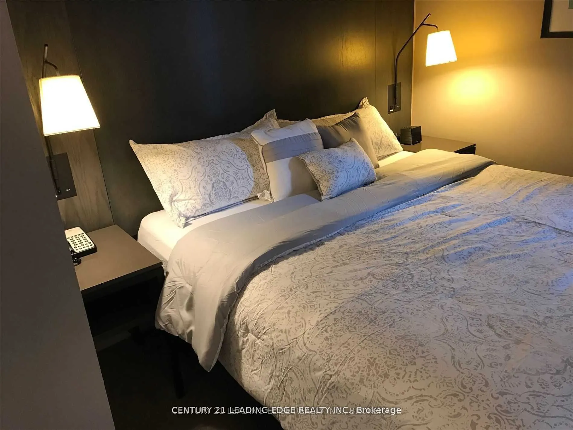 1 King Street W, #1306