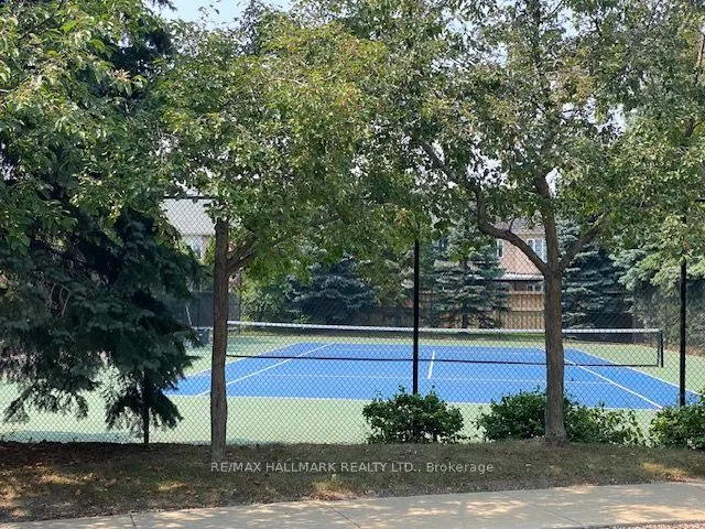 1720 Eglinton Avenue E, #503