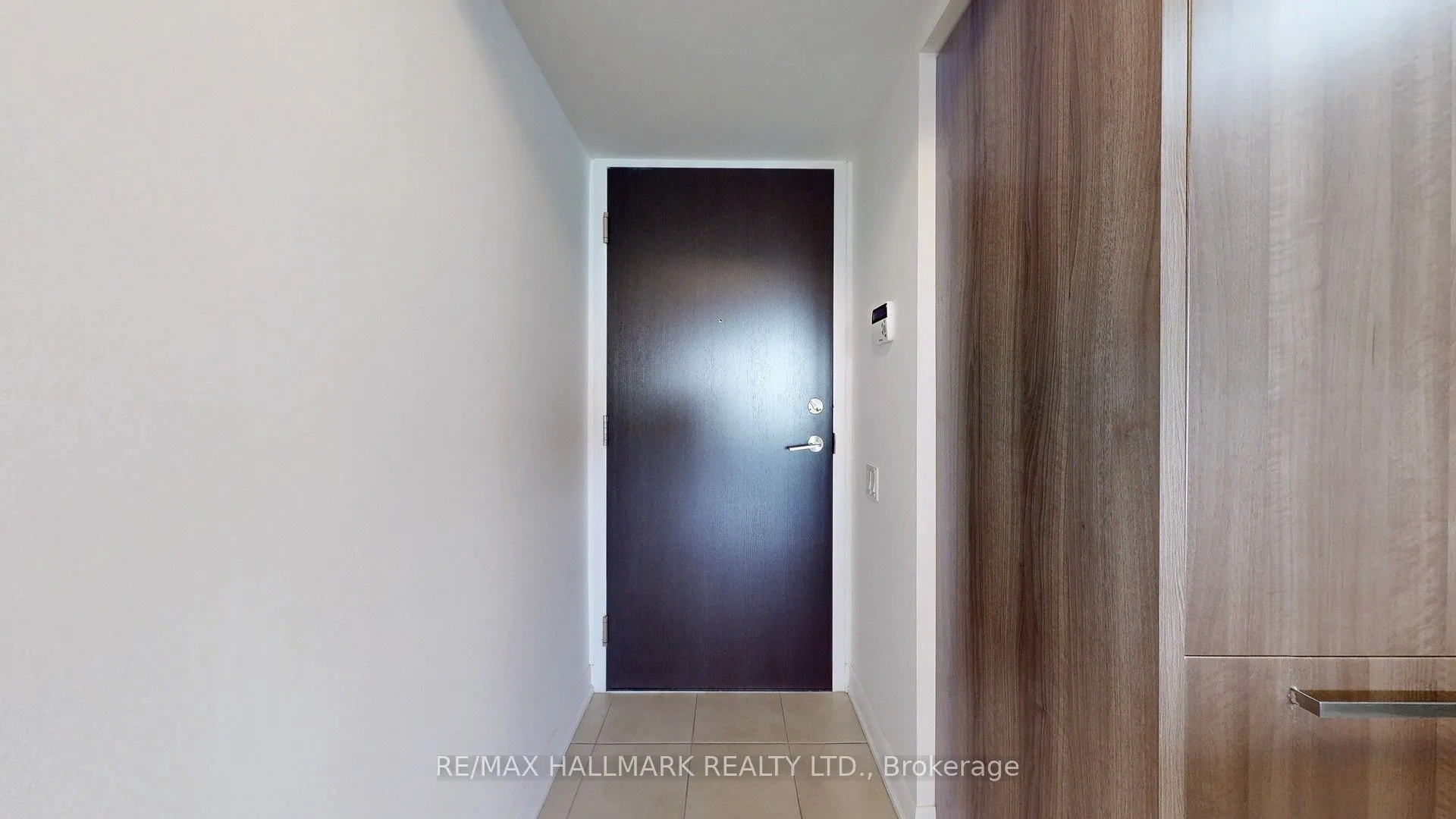 5168 Yonge Street, #711