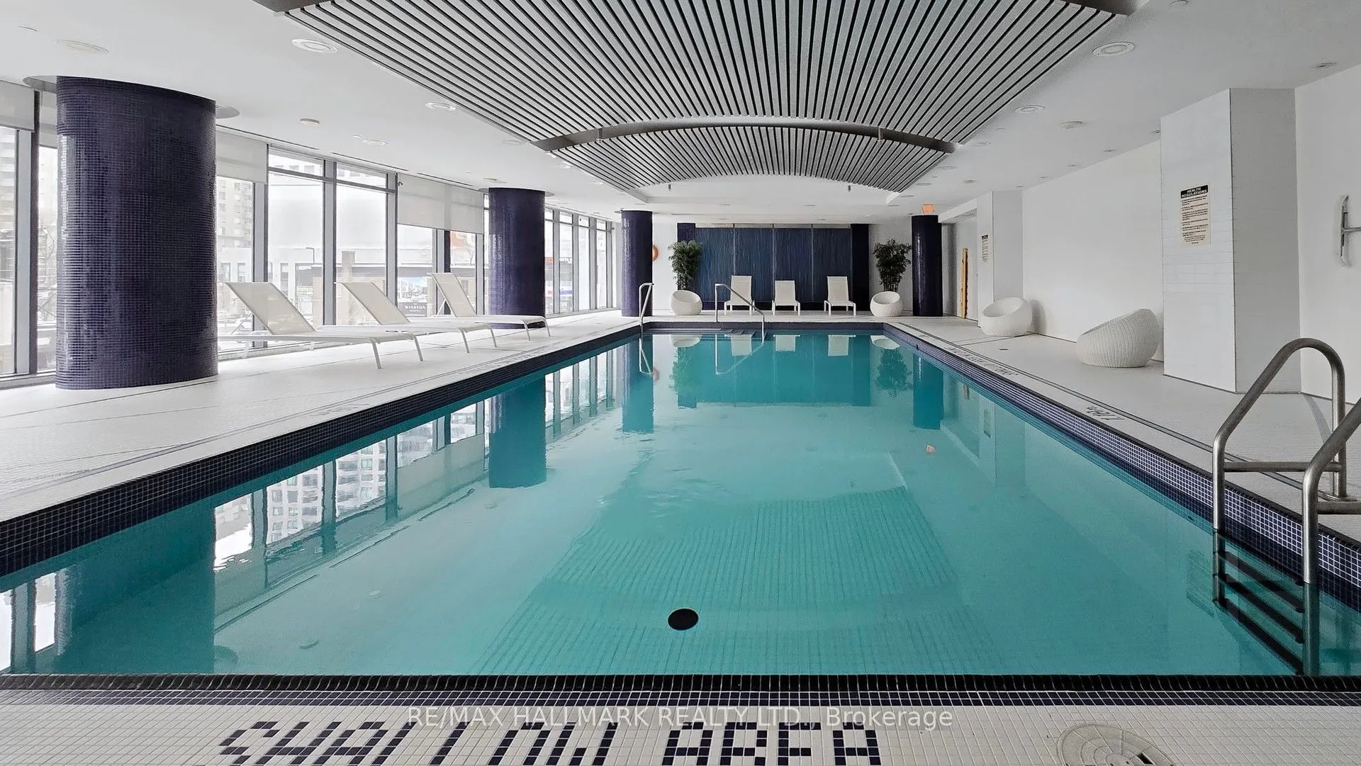 5168 Yonge Street, #711