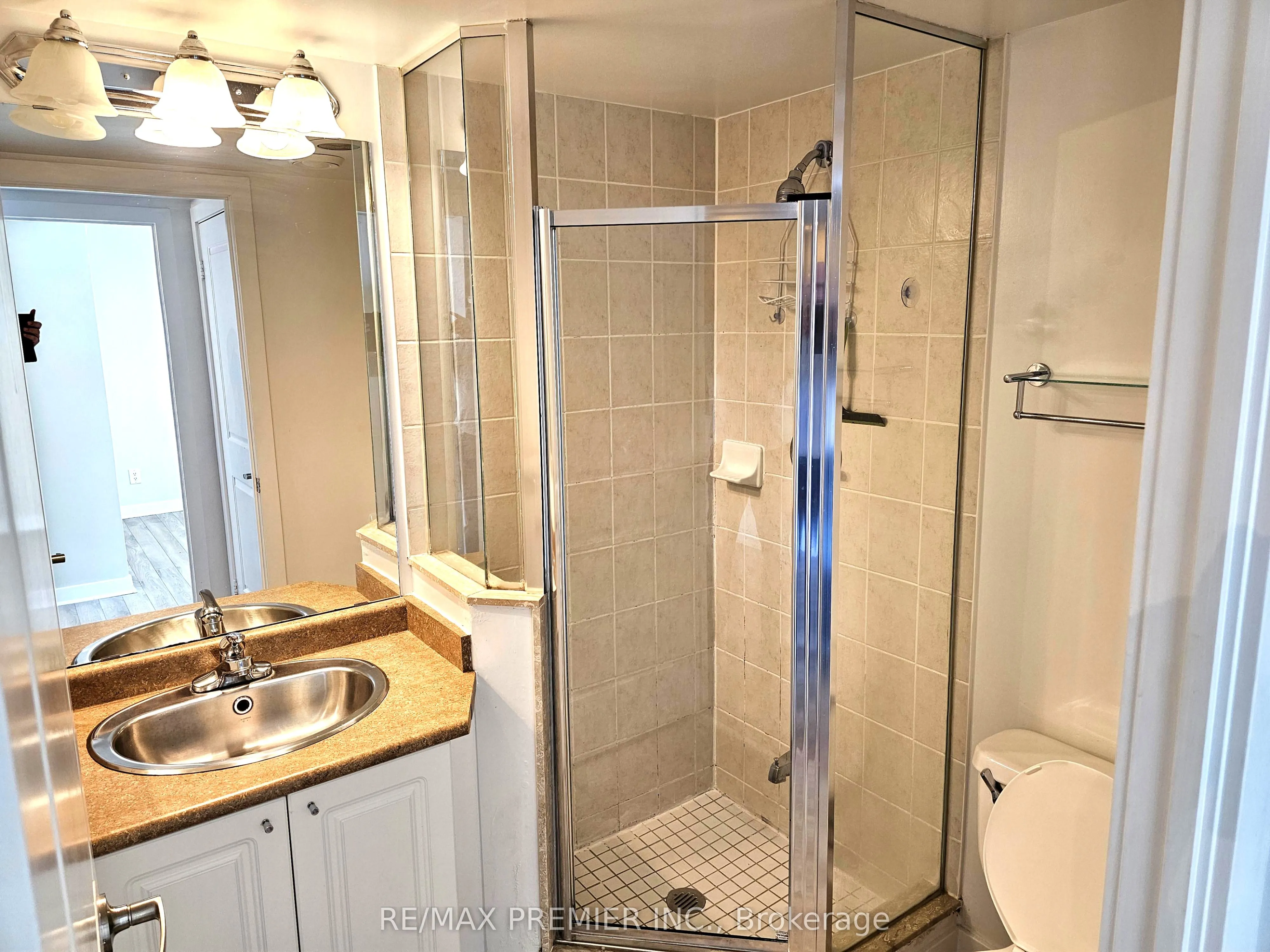 50 Lynn Williams Street, #2209